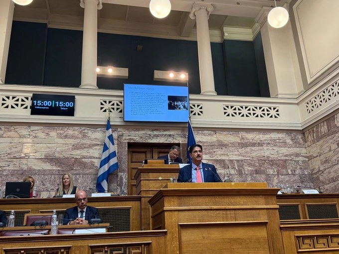 شارك الدكتور طه اللواتي، نائب رئيس الجمعية الطبية العمانية، في احتفالية اليوم العالمي للأخلاقيات الطبية، التي أقيمت في البرلمان اليوناني، أثينا، اليونان